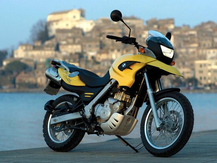 BMW F650GS: характеристики