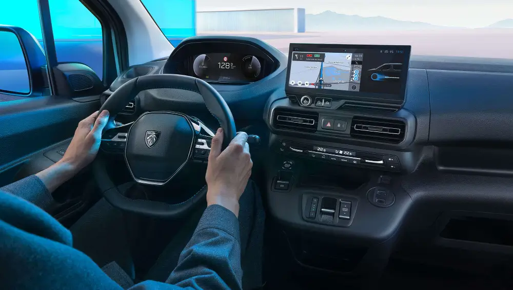 Автомобілі Автоцентр на столичному
