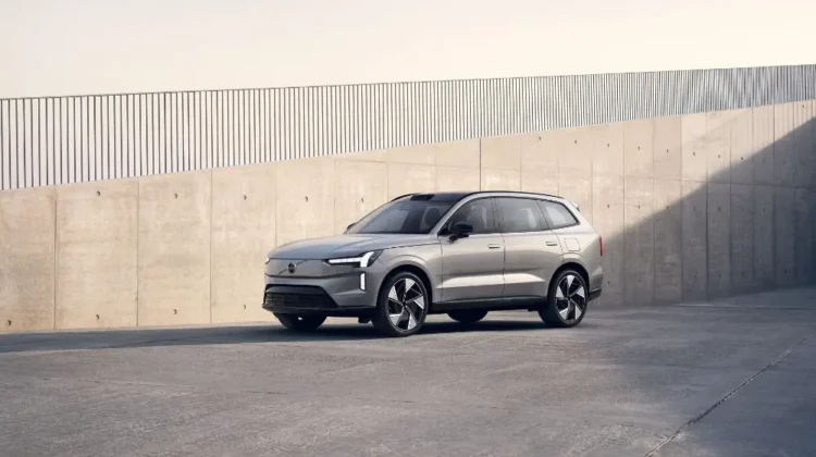 Volvo EX90