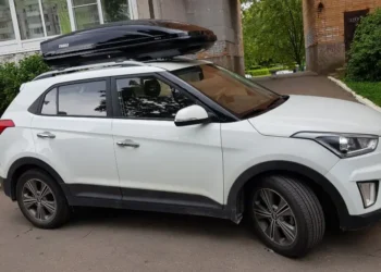 Куди подіти всі речі: як автобокс Thule рятує сімейний відпустку